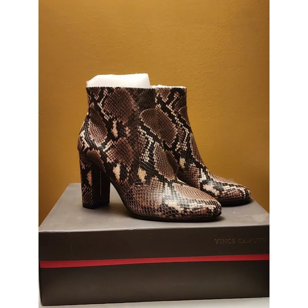 Vince Camuto Sanstan Bootie Heels Size 8.5 M Taupe Snake Skin